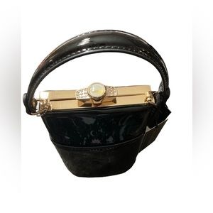 Diamond Pearl Clasp Mini Tote Clutch Chain Purse Bag Gold and Black